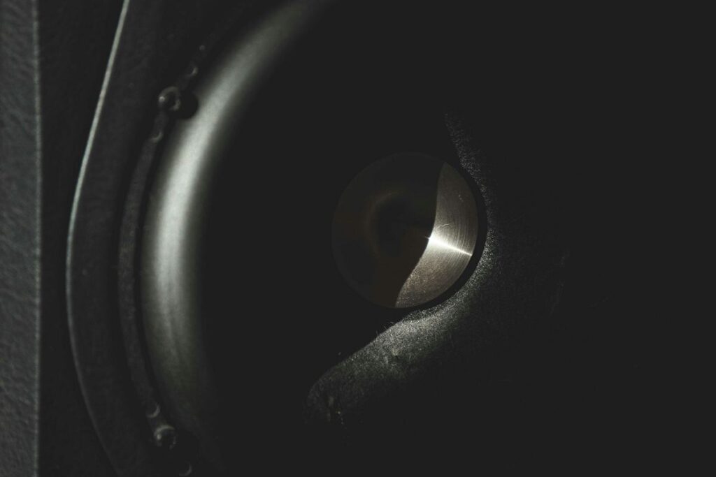 Motivos para Investir em um Subwoofer para Seu Som